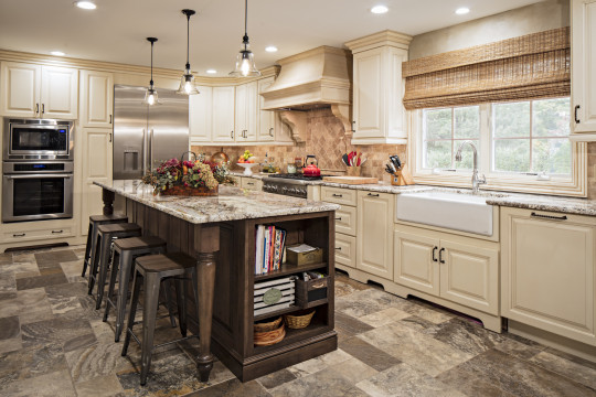 DeRosa 1 (1) custom kitchen
